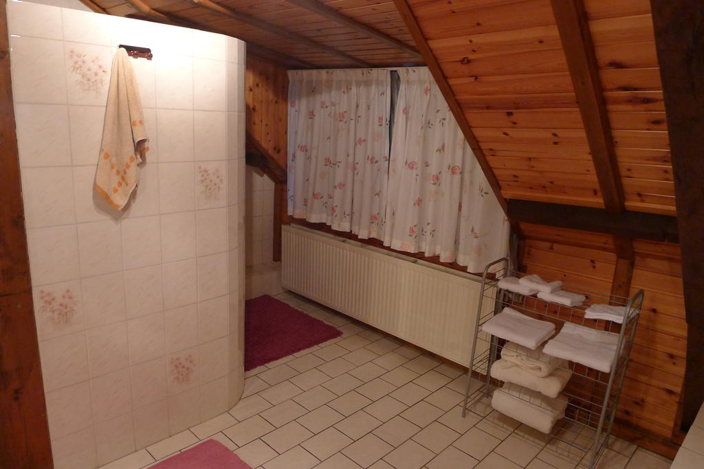 B&B De Kleine Wijngaard Roggel Habitación foto